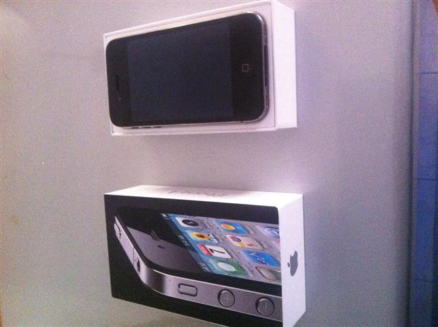 iPhone 4 - 2 komada
