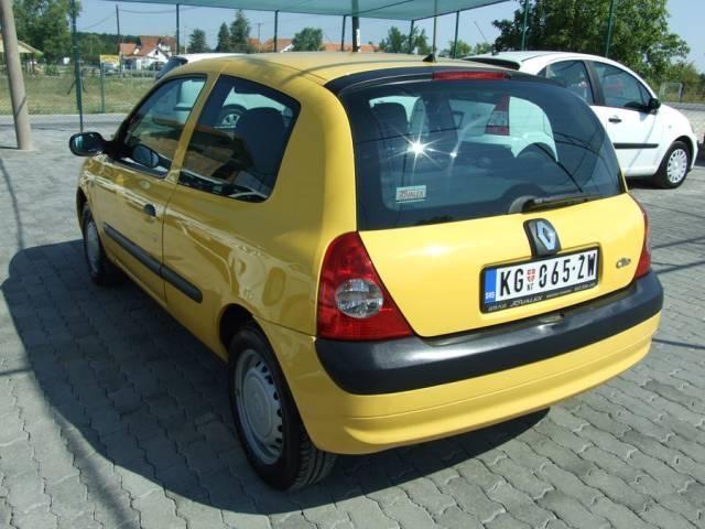 -Renault-Clio--04