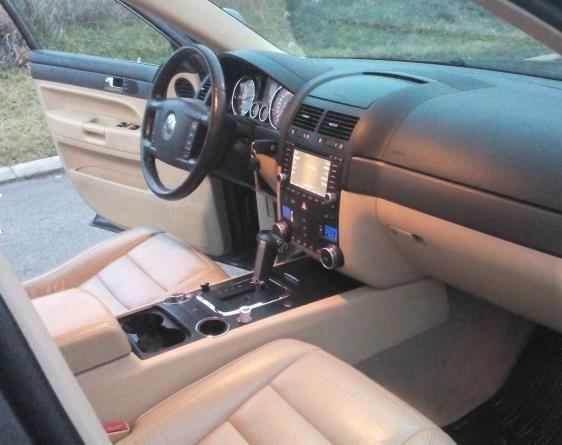 VW-Touareg-v6--06