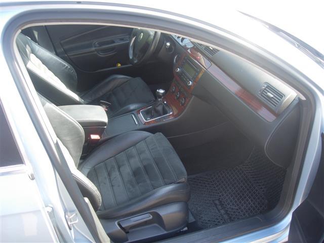 VW--Passat-2-0-HIGHLINE--05