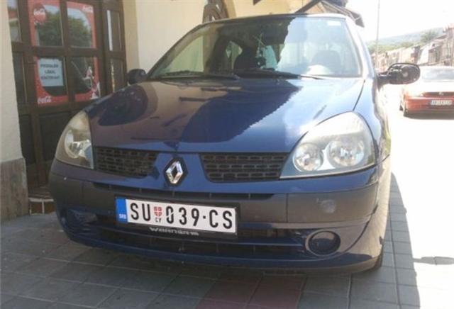 Renault-Clio-1-4-16V--03