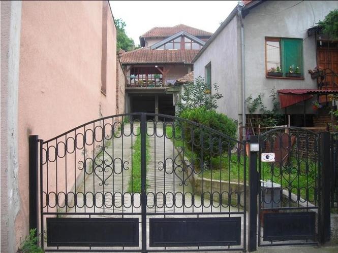 Kuća od 280m2 u centru Smedereva