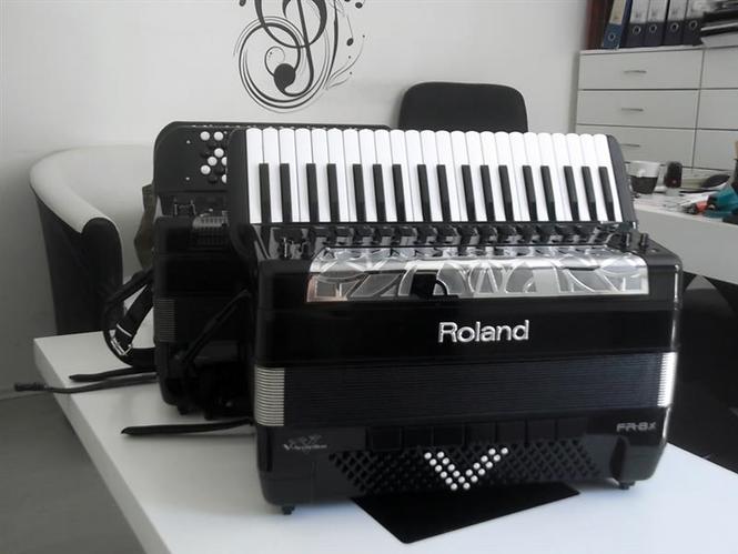 Harmonike Roland