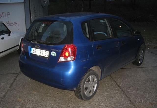Chevrolet-Aveo-1-2-S--06
