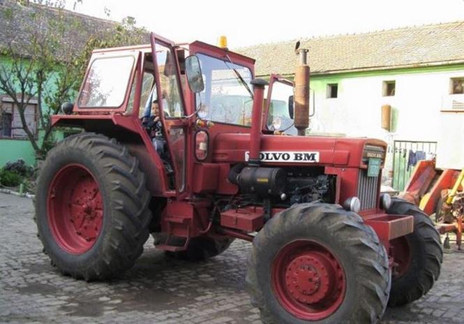 Traktor Volvo 814