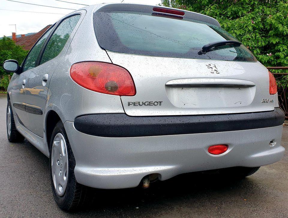 Peugeot-206