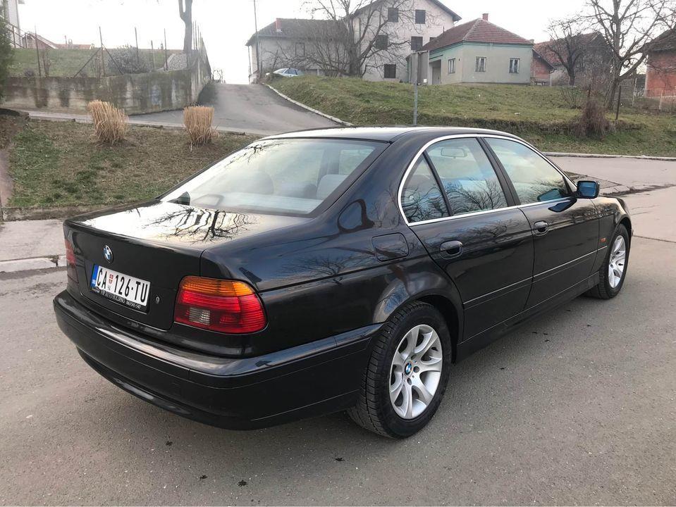 BMW-520d-2001-restyling