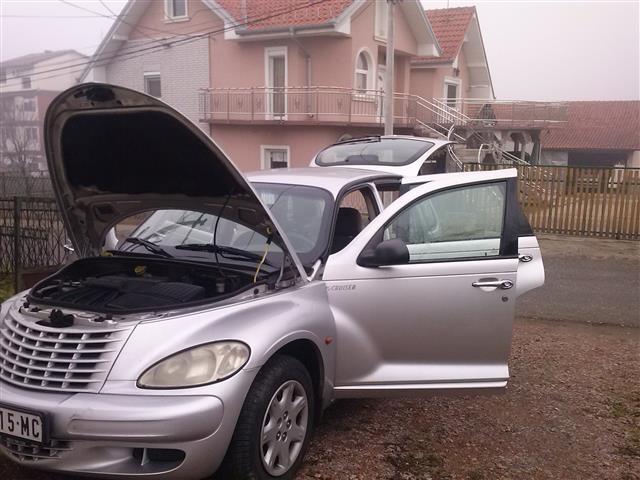Chrysler-PT-Cruiser--02-