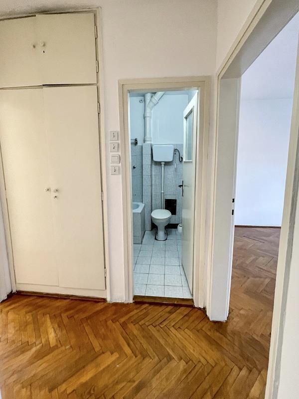 NIŠ---IZDAVANJE---CENTAR---TROIPOSOBAN---300e