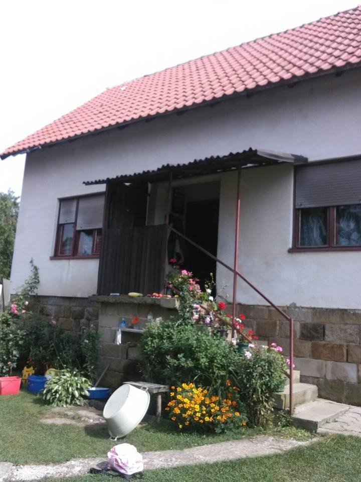 kuca-sa-imanjem