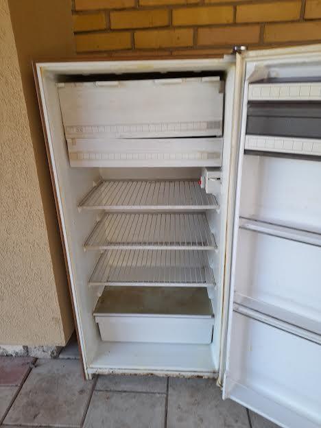 FRIZIDER-GORENJE