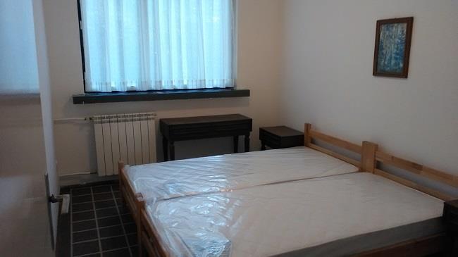 Izdajem-trosoban-stan-vo-Beograd