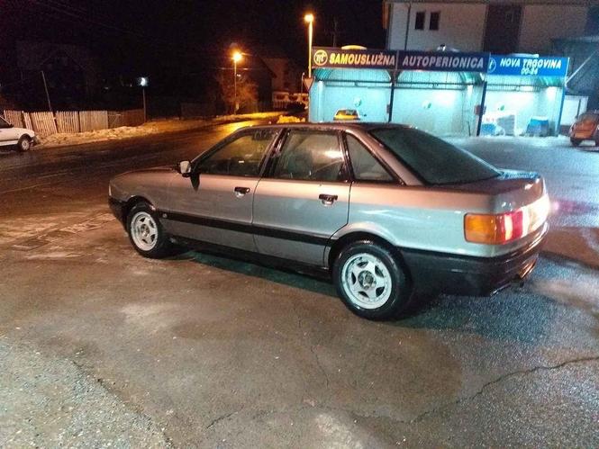 Audi 80