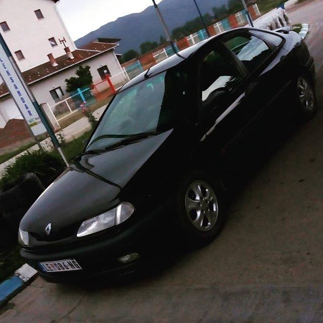 Renault-Laguna-2-0-S-RTI