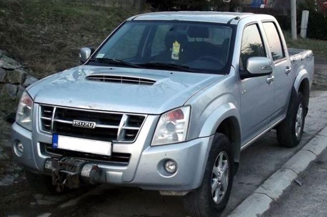 Isuzu-D-Max-TDI--07