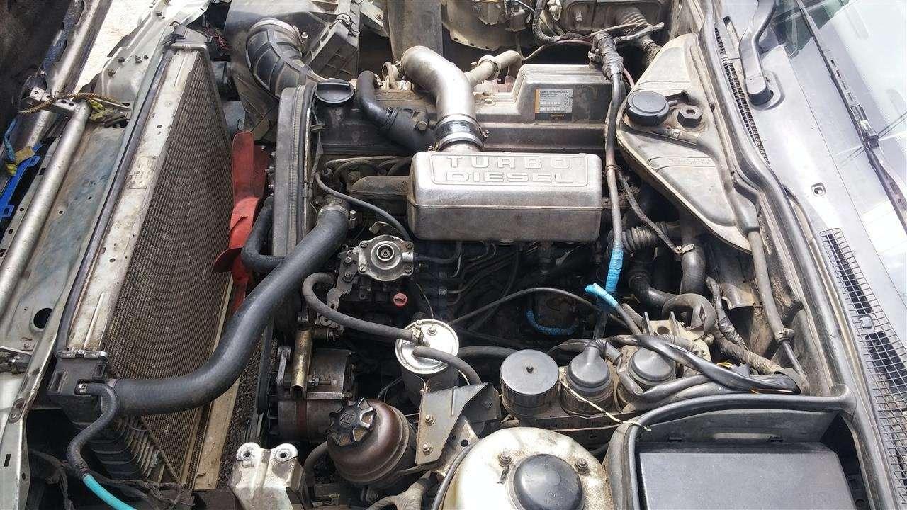 BMW-524-td-1990