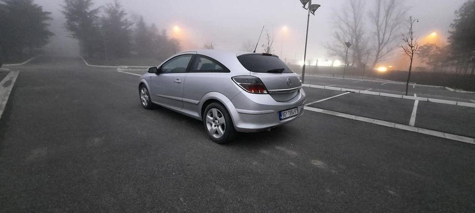 Opel-Astra-GTC