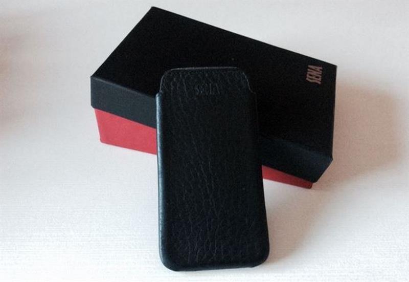 Sena-Leather-Case-for-iPhone-5-5S