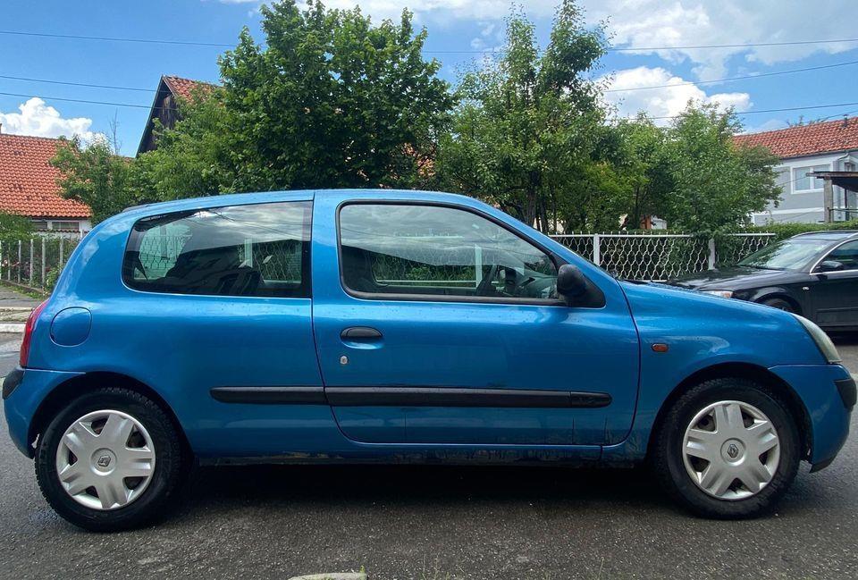 RENAULT-CLIO