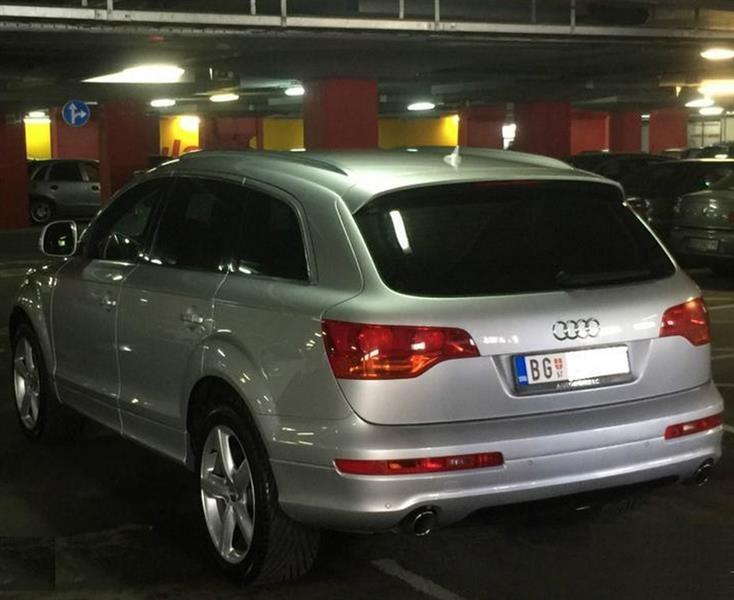 Audi-Q7-s-line--08