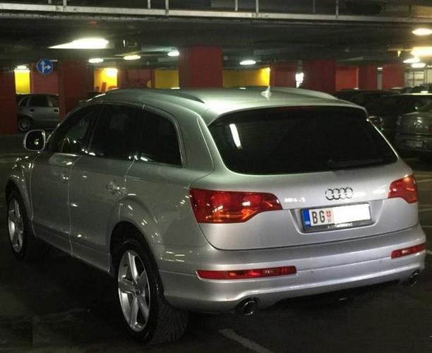 Audi Q7 s line -08