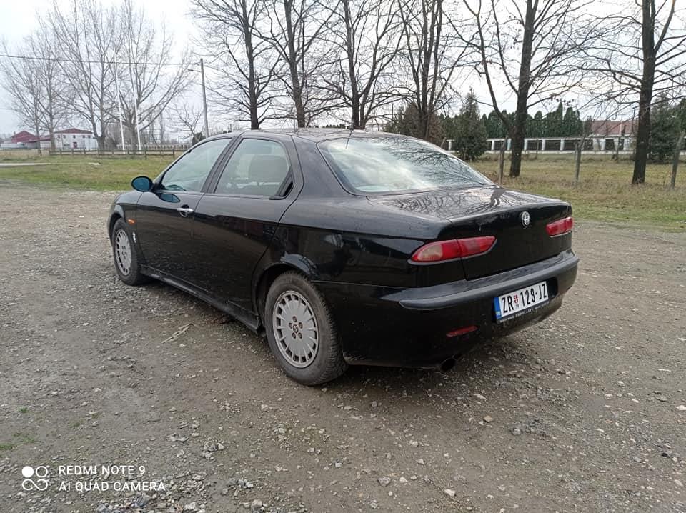 Alfa-Romeo-156
