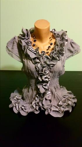 Prelepa bluza sa karnerima 