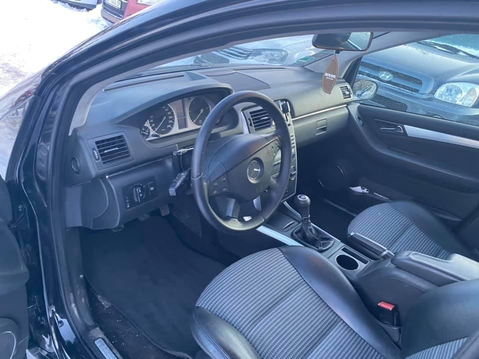 MERCEDES-B200cdi