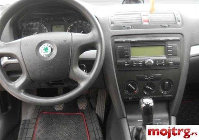 Skoda-Octavia--05