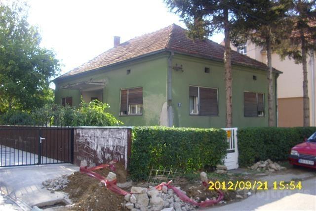 Prodajem kuću ili menjam