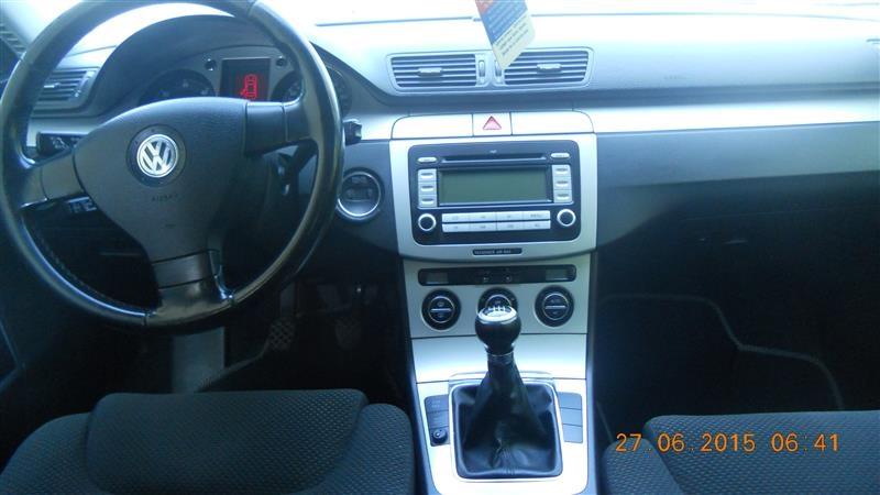 VW-Passat--07