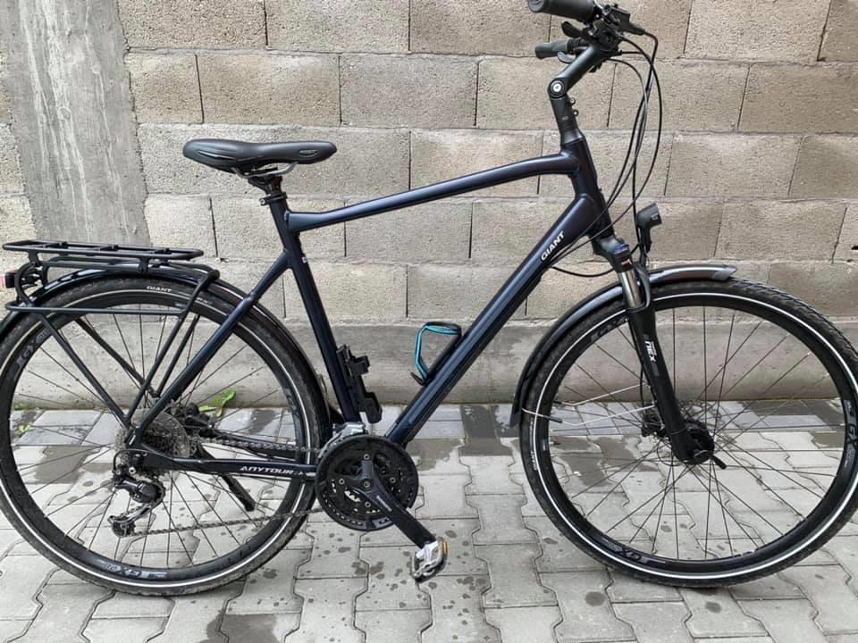 GIANT-BICIKLO
