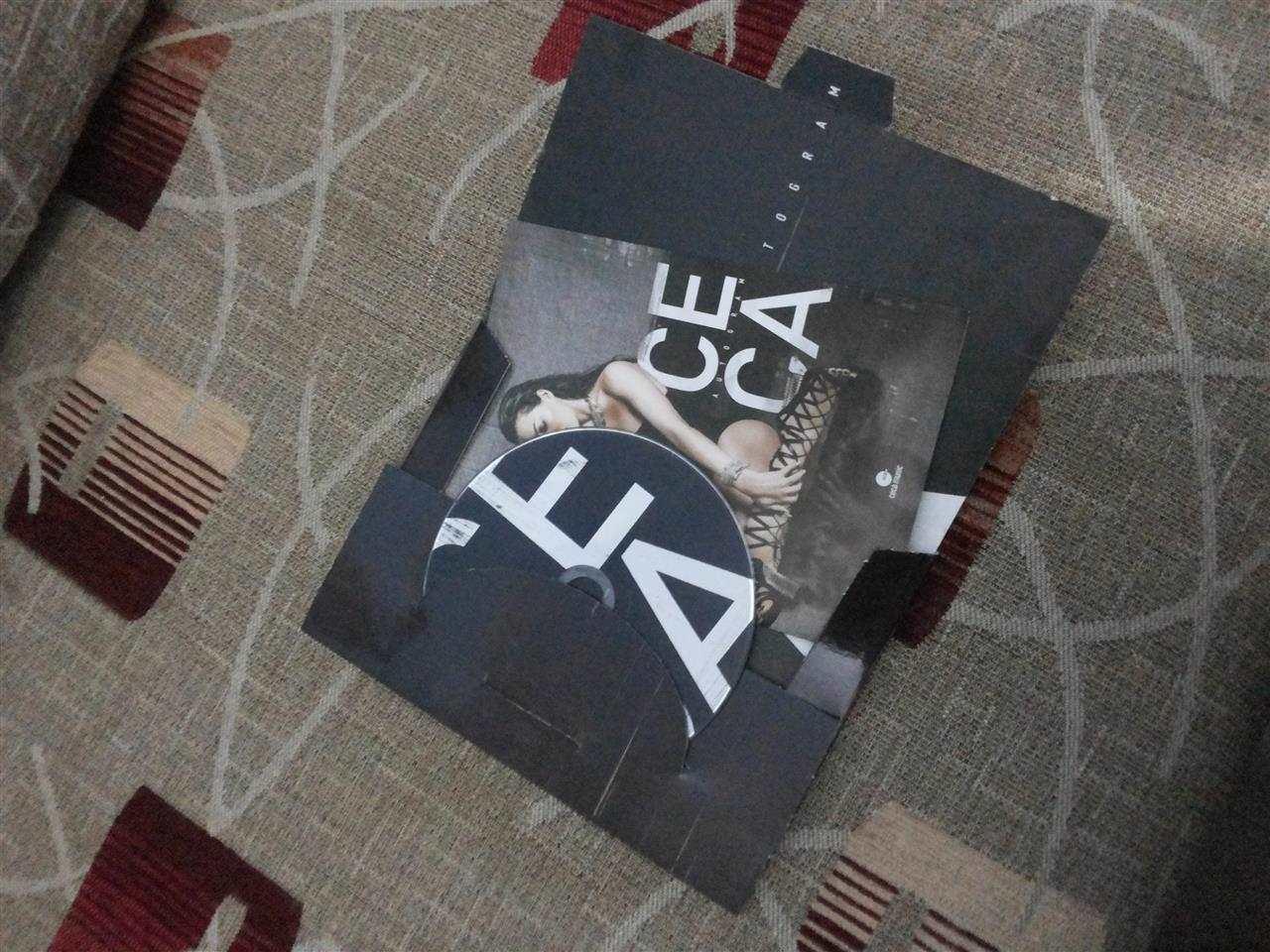 Album-Ceca-Autogram