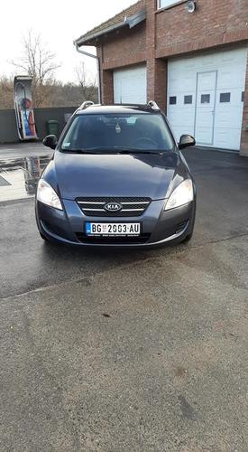 Auto Kia ceed
