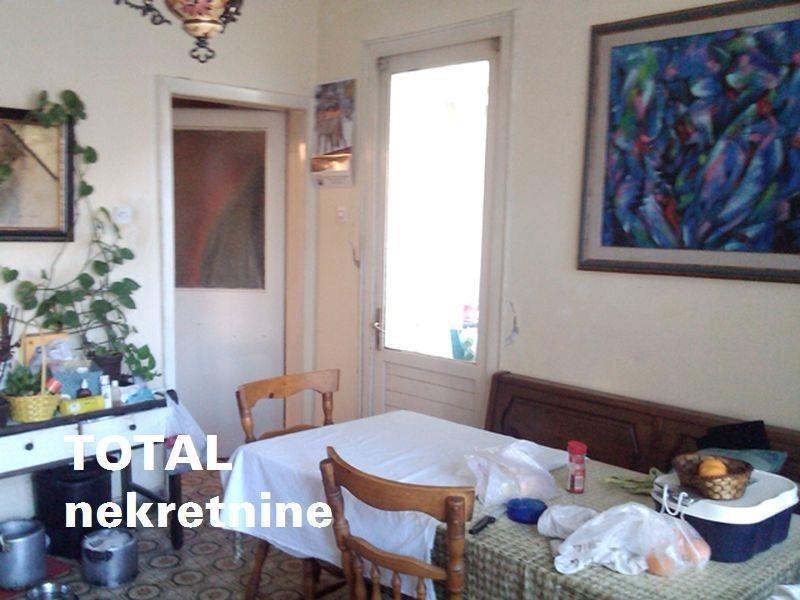 UKNJIZEN-cetvorosoban-salonski-stan-