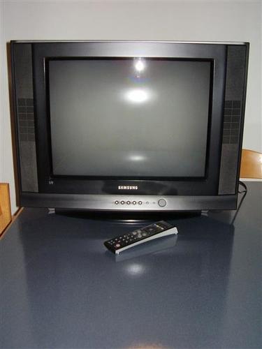 TV Samsung slim