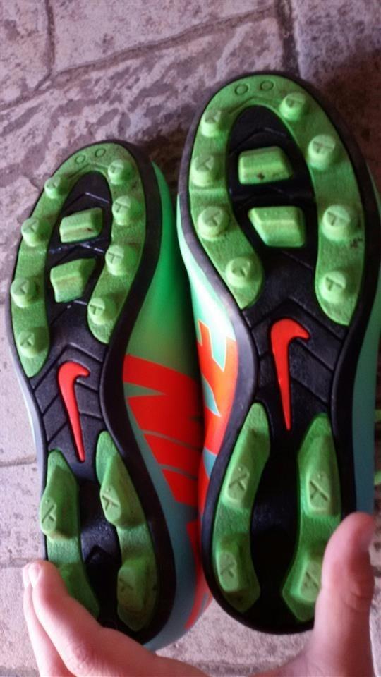Nike-MERCURIAL