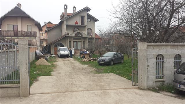 prodajem-kucu-na-Altini