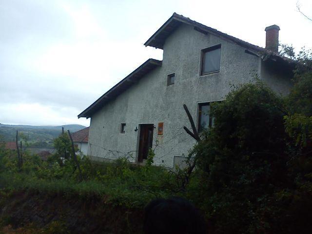 Gradjevinski-plac-sa-kućom--Mladenovac