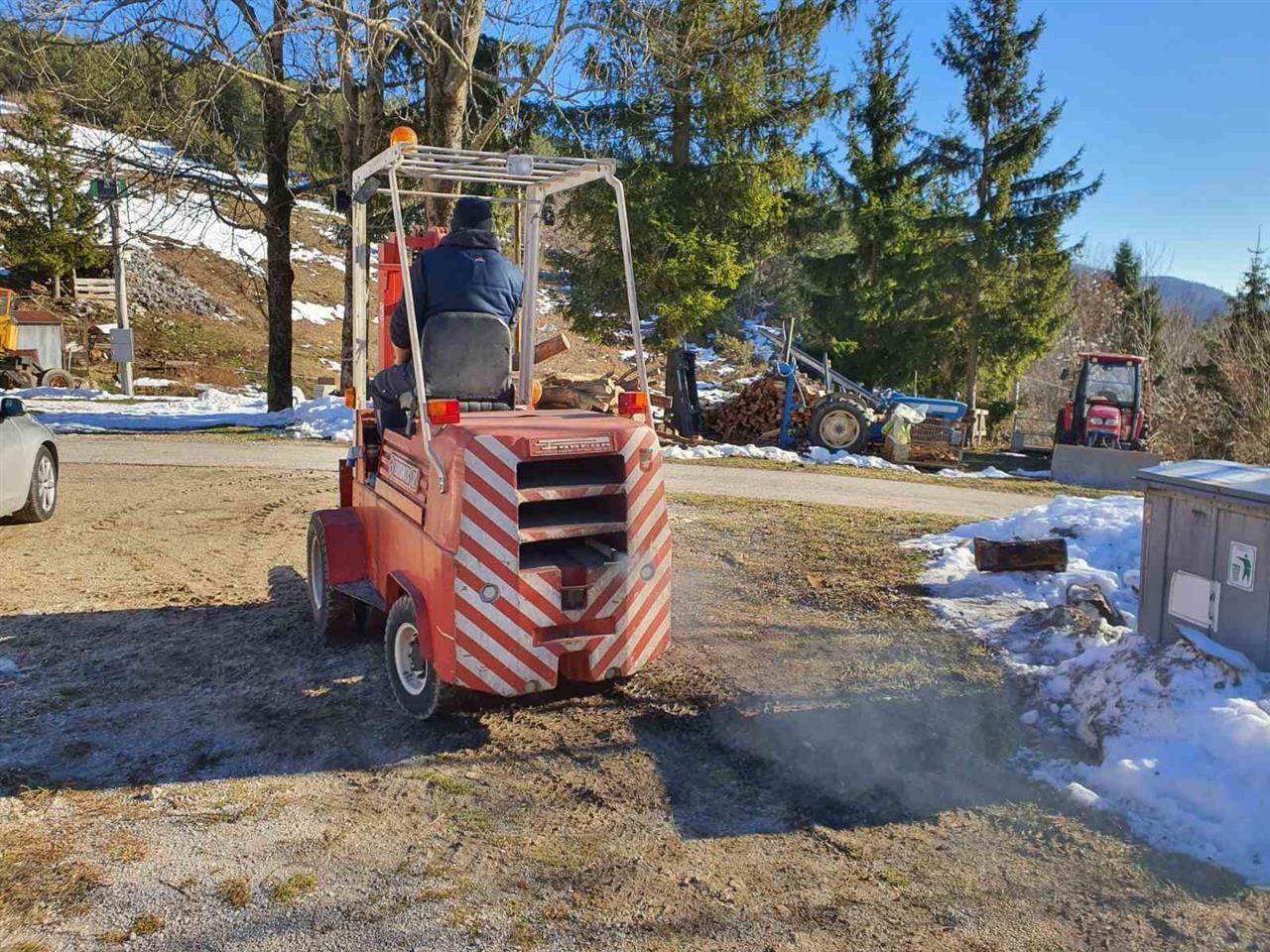 Viljuškar-Forklift-Pobeda-Turbomatic-U32