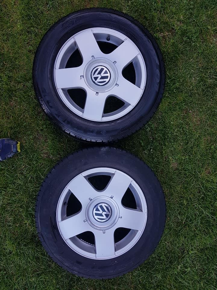 VW-Golf-4-15-