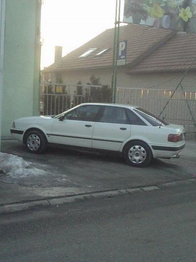 Audi-B4--95