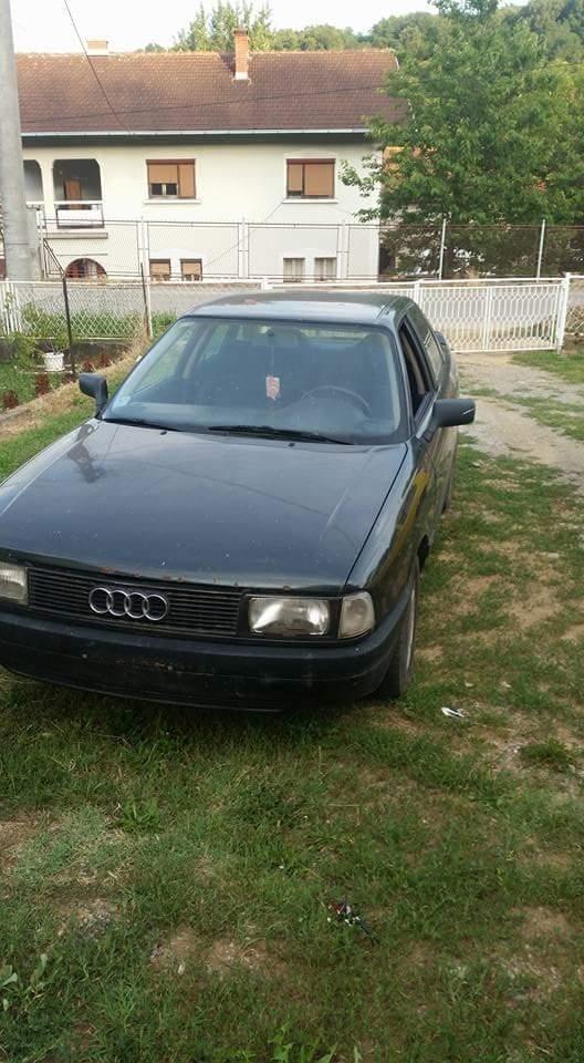 Audi-80-jaje