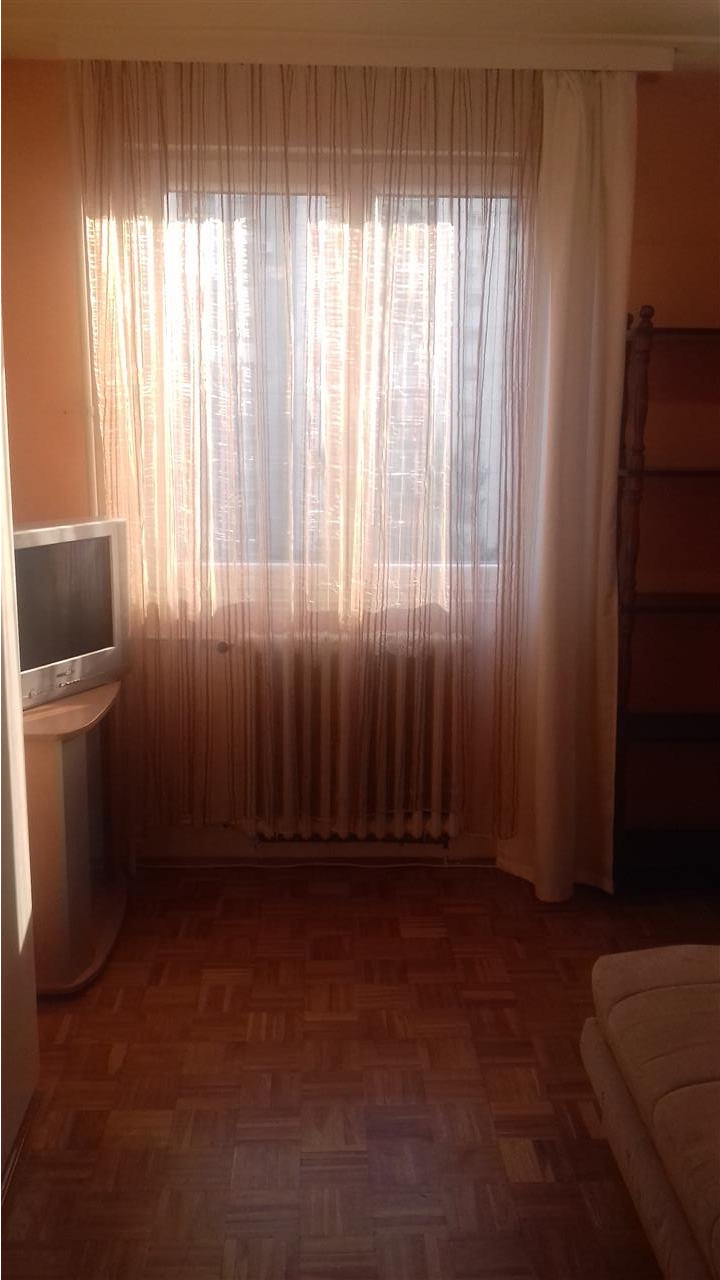 61-Blok-prodajem-stan-76m2