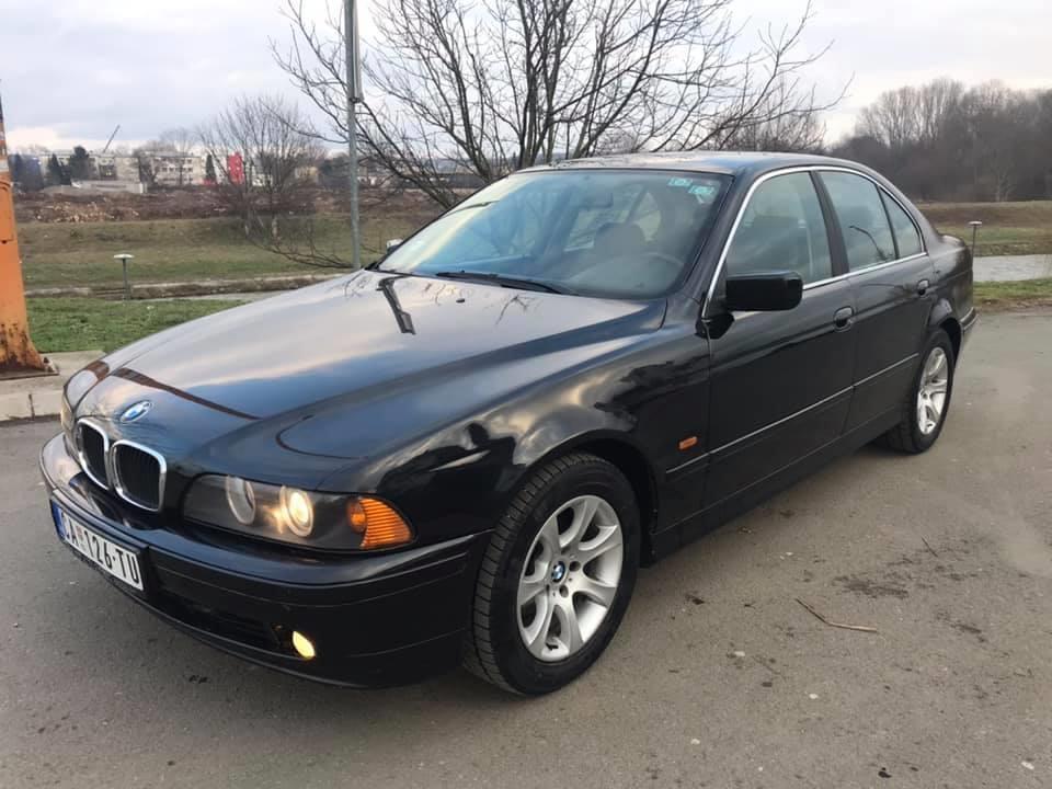 BMW-520d-2001-restyling