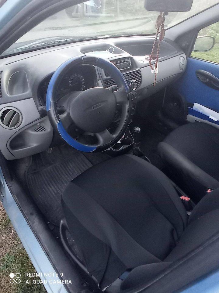 Fiat-Punto-1-9d-2002god