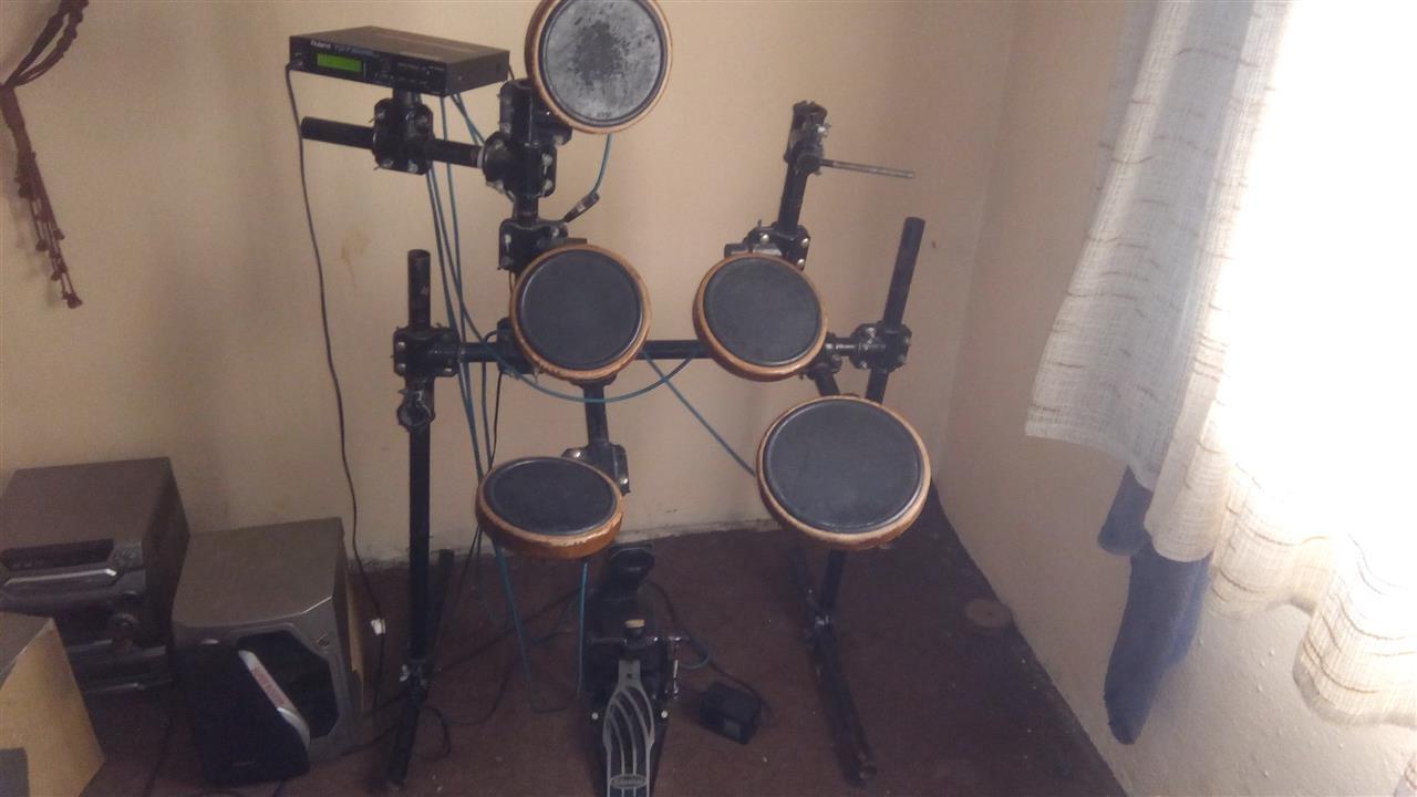 Roland-Td-7