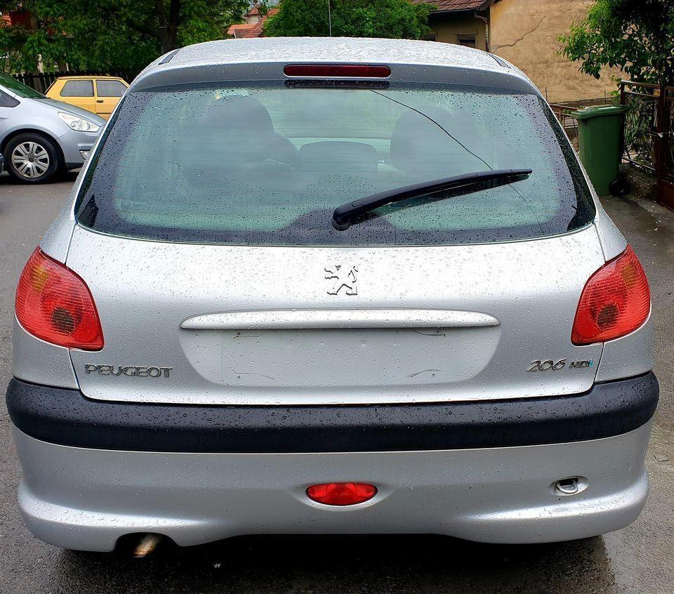 Peugeot-206