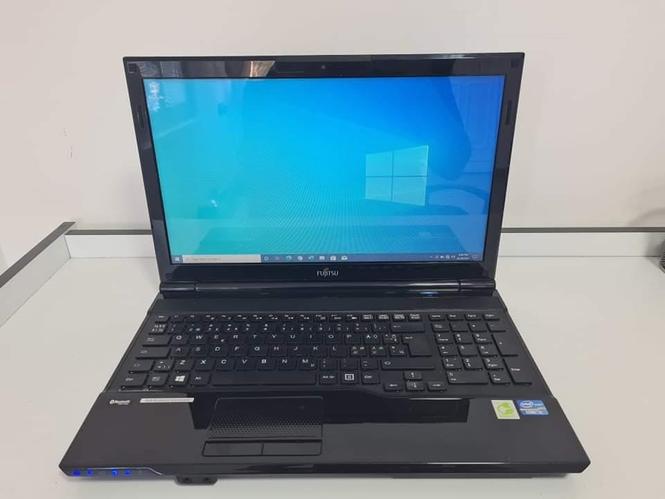 Laptop na prodaju