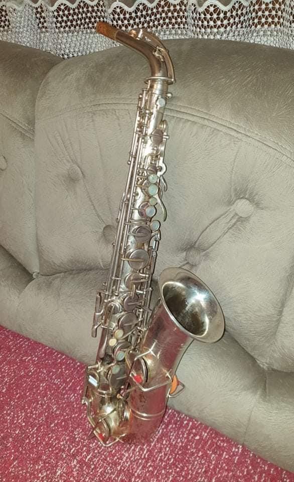 Sax-prelepu-boja-tona